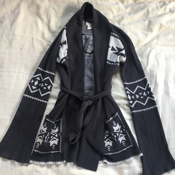 Boho/Scandinavian Tie Cardigan - Picture 1 of 2